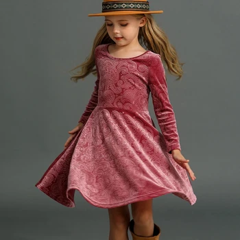 Зимнее и осеннее новое бархатное платье с тиснением для девочек дошкольного возраста Платье для скейтборда с длинным рукавом Swing A-Line Twist для 2-8 лет