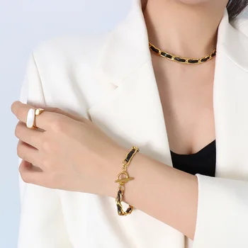 Модные ювелирные изделия женское ожерелье браслет маленький ароматный стиль дизайн sense титановая сталь покрытая 18-каратным золотом кожаная веревка