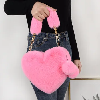 Роскошный искусственный мех Женщины в форме сердца Маленькие сумки Пушистые плюшевые женские цепочка Сумка через плечо Модная женская пушистая повседневная сумка-клатч